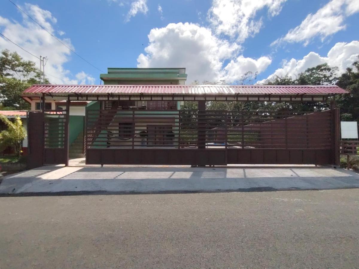 Loky'S Apartments La Fortuna ภายนอก รูปภาพ