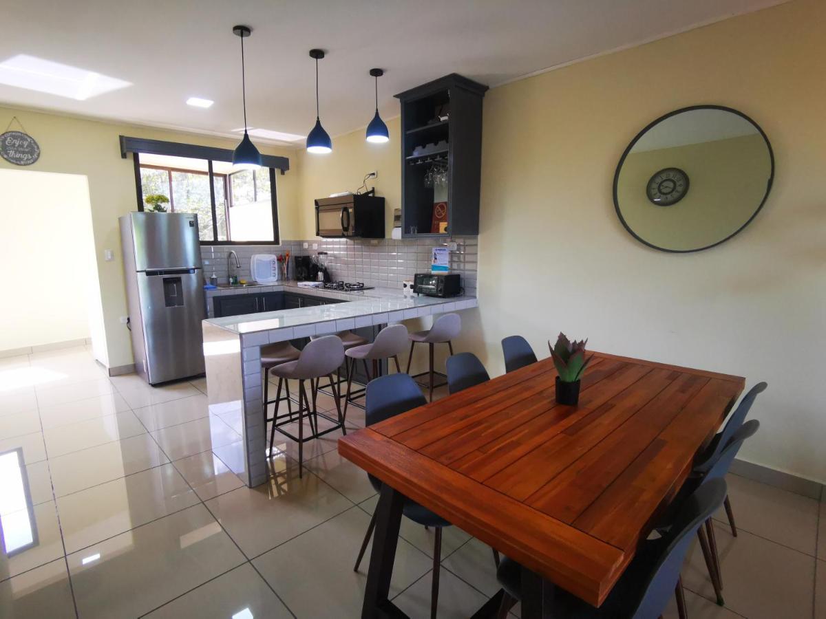 Loky'S Apartments La Fortuna ภายนอก รูปภาพ